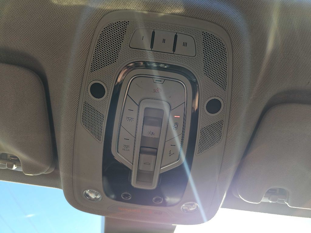 2018 Audi Q7 Image 40