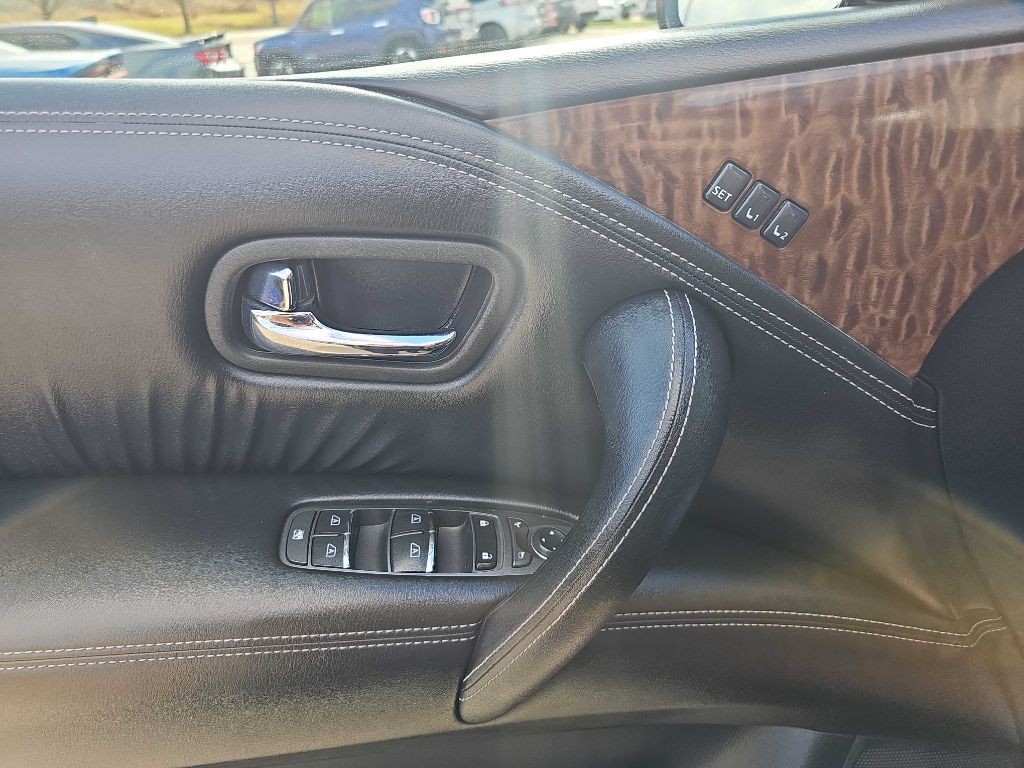 2020 Nissan Armada Image 25