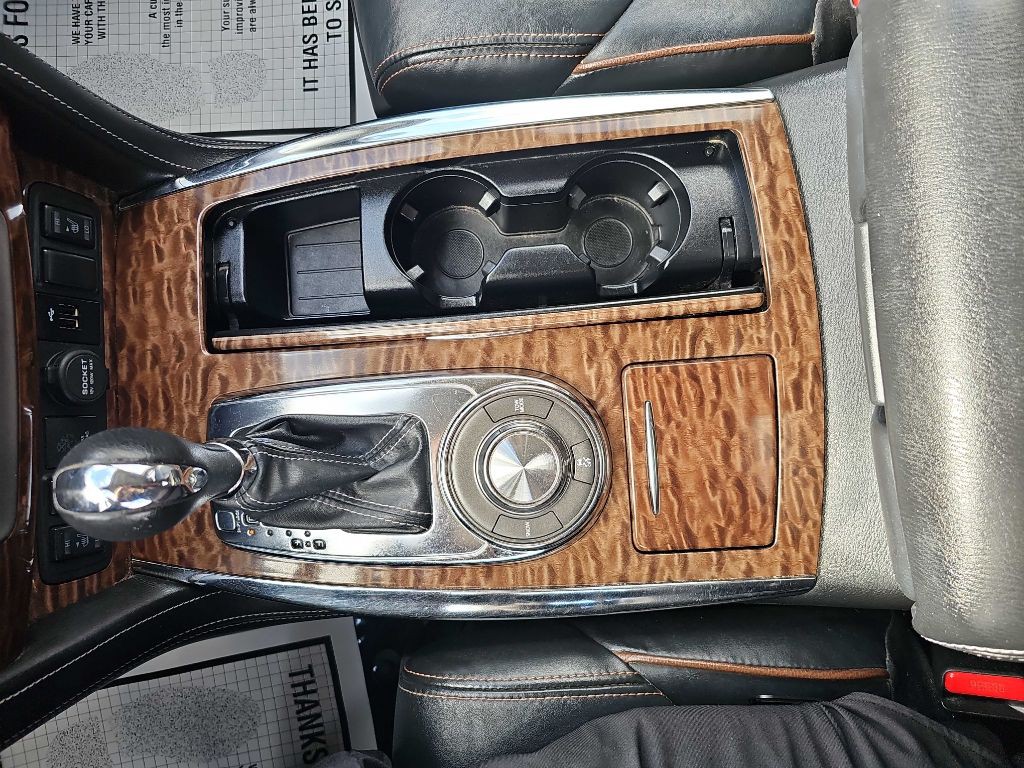 2020 Nissan Armada Image 33