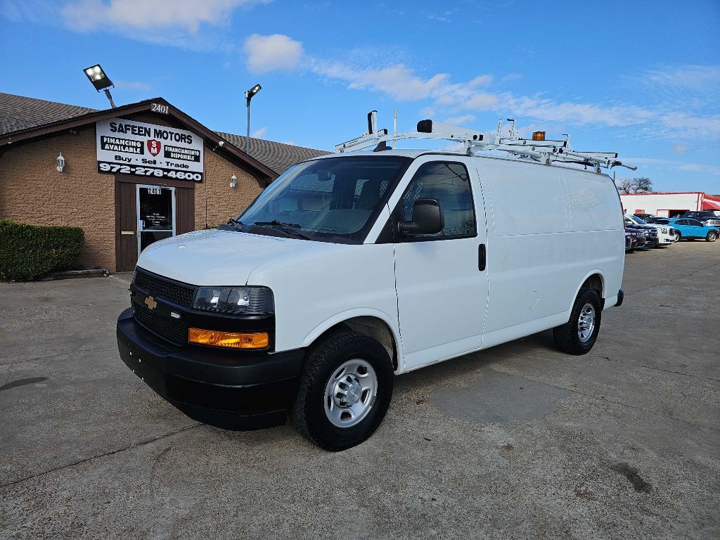 2019 Chevrolet Express Image 3