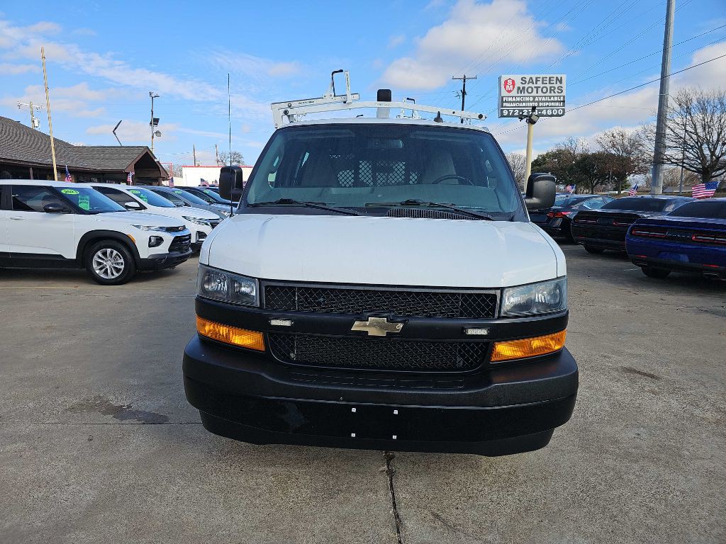 2019 Chevrolet Express Image 4