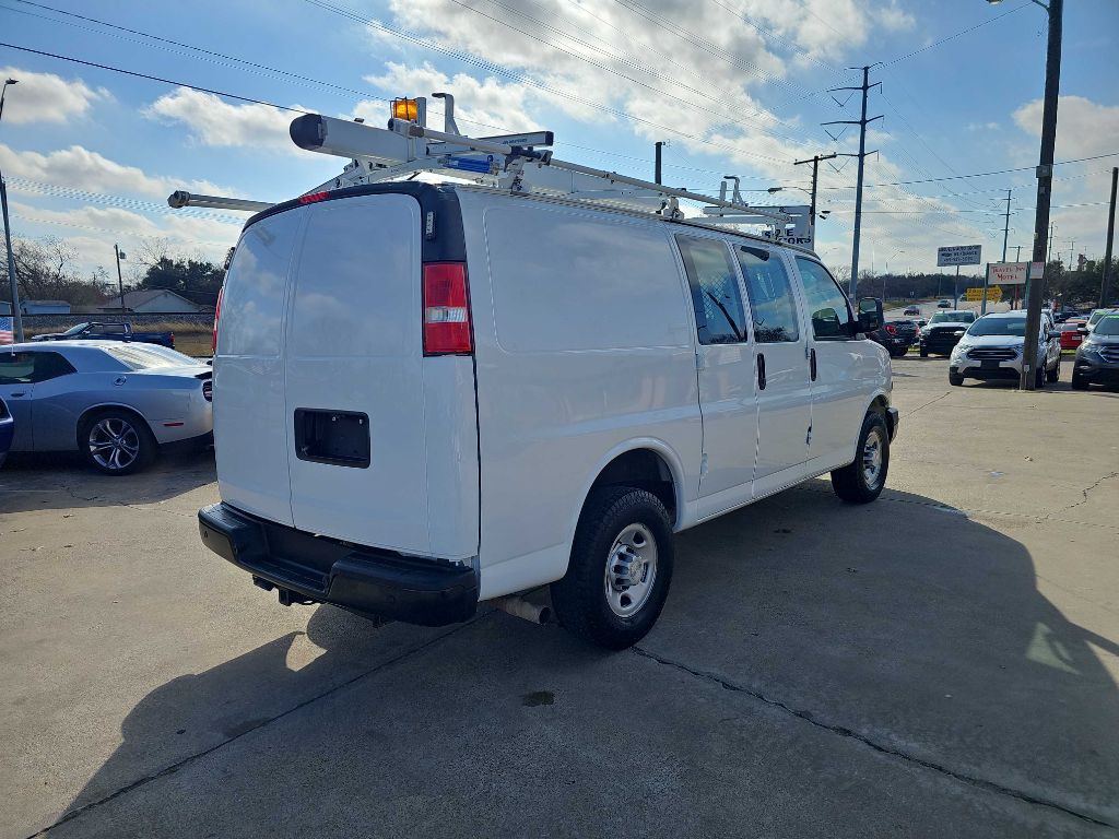 2019 Chevrolet Express Image 8
