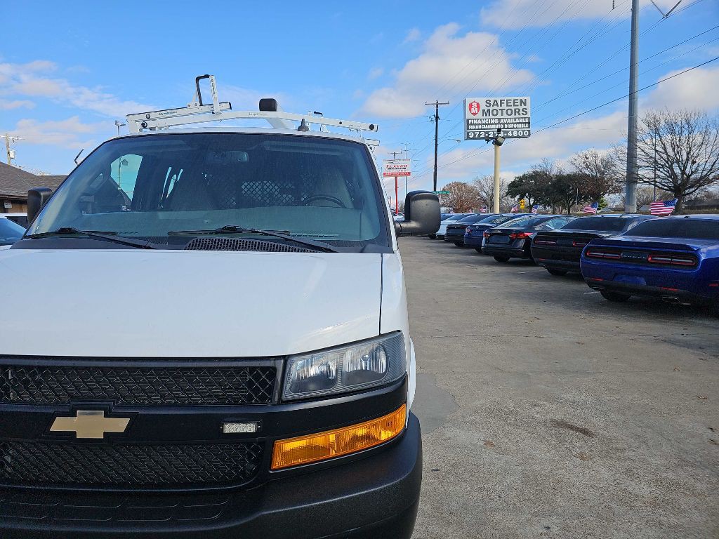 2019 Chevrolet Express Image 9