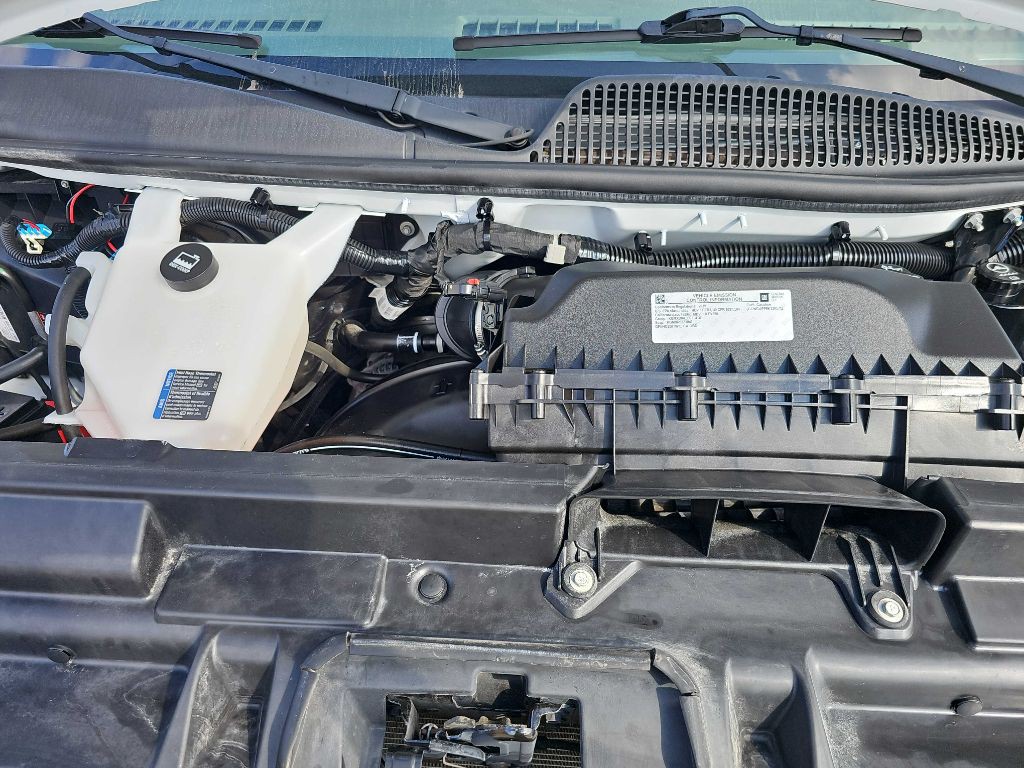 2019 Chevrolet Express Image 37
