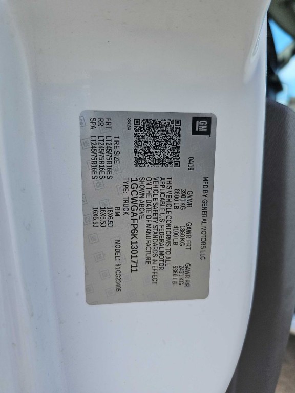 2019 Chevrolet Express Image 38