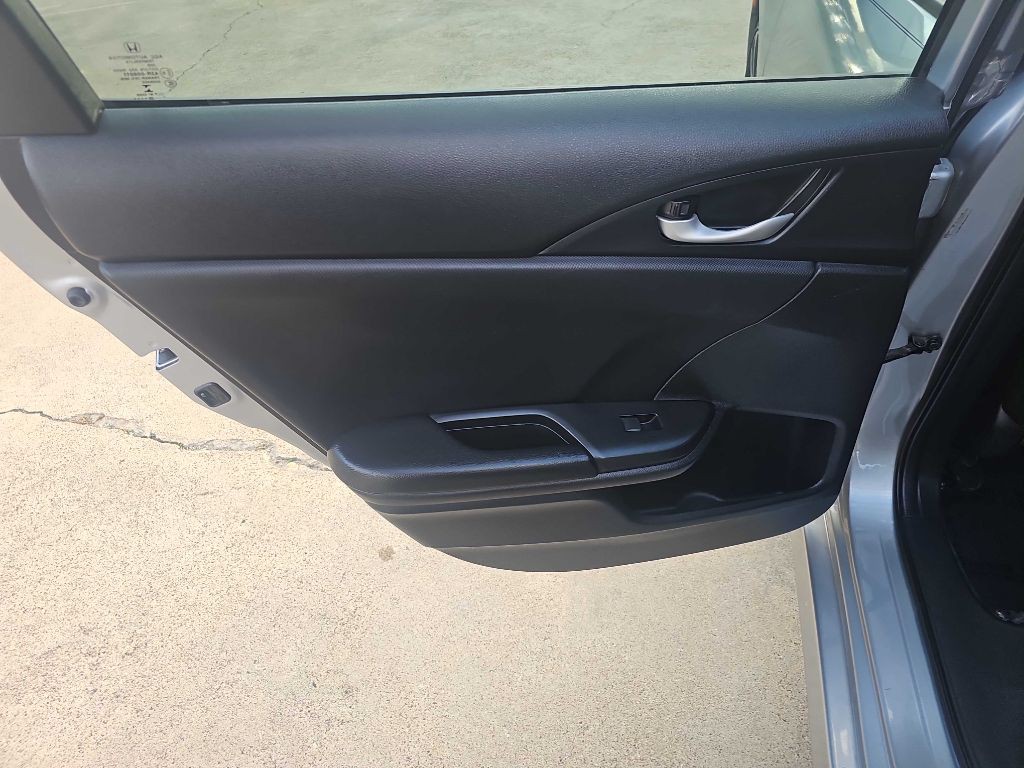 2020 Honda Civic Image 36