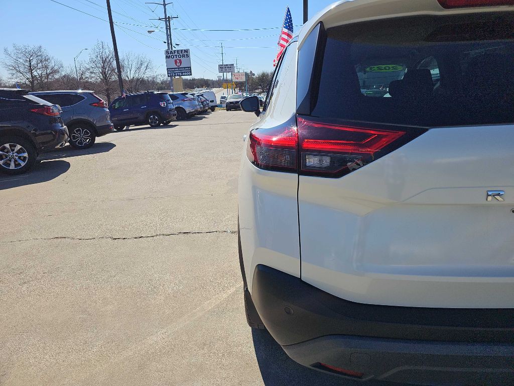 2023 Nissan Rogue Image 11