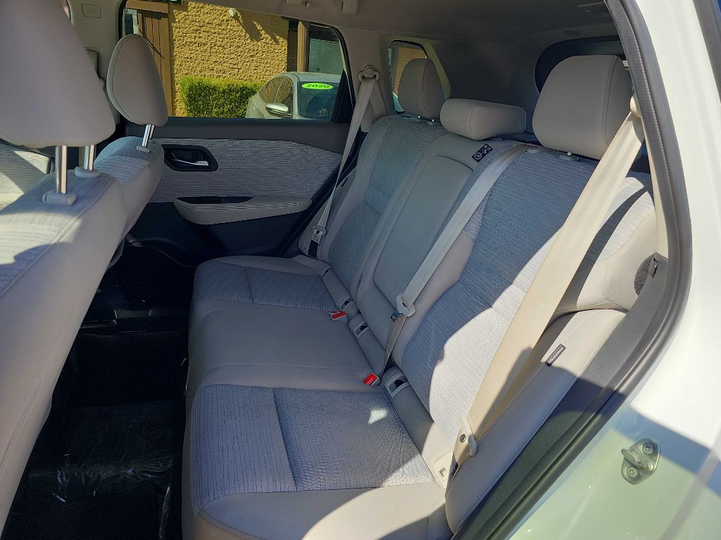 2023 Nissan Rogue Image 15