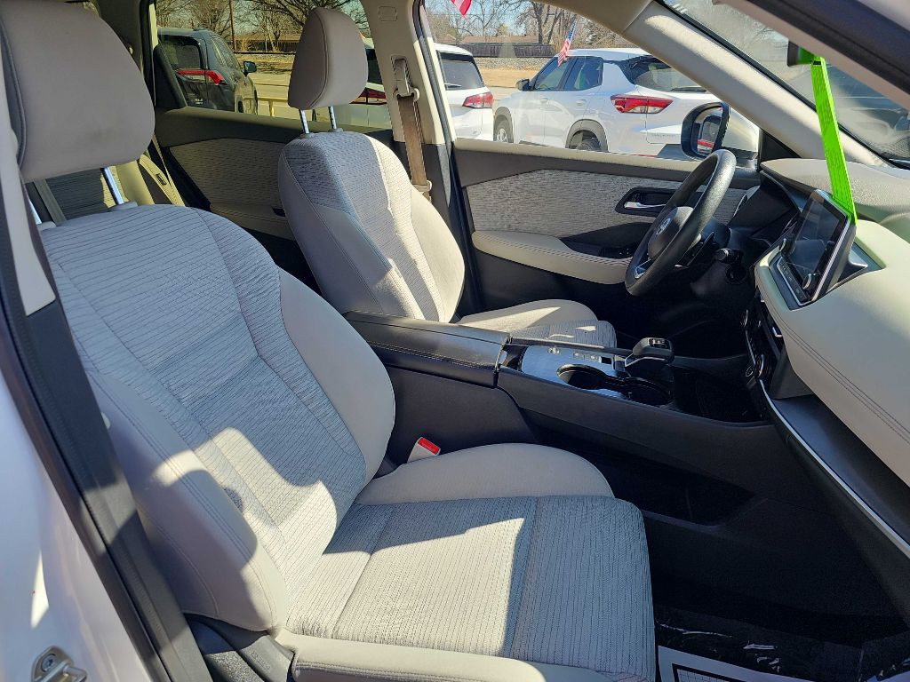 2023 Nissan Rogue Image 19