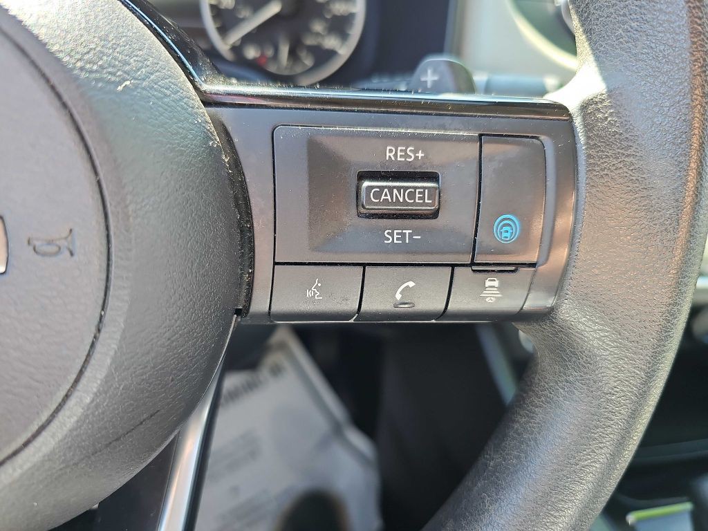 2023 Nissan Rogue Image 24