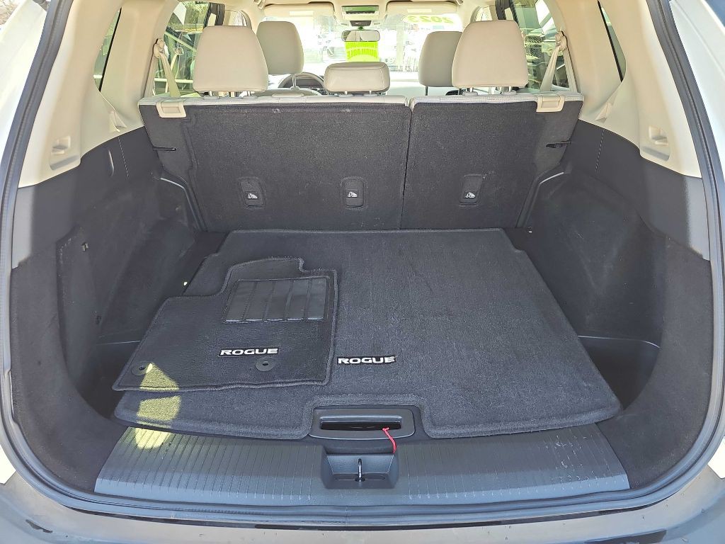 2023 Nissan Rogue Image 35