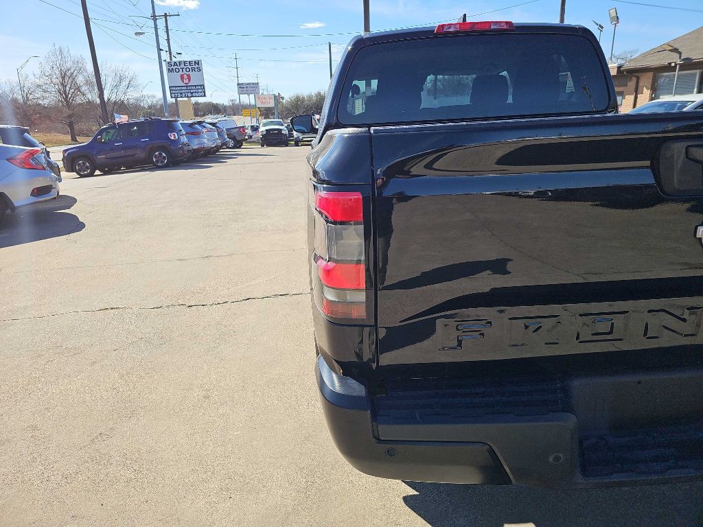 2022 Nissan Frontier Image 9