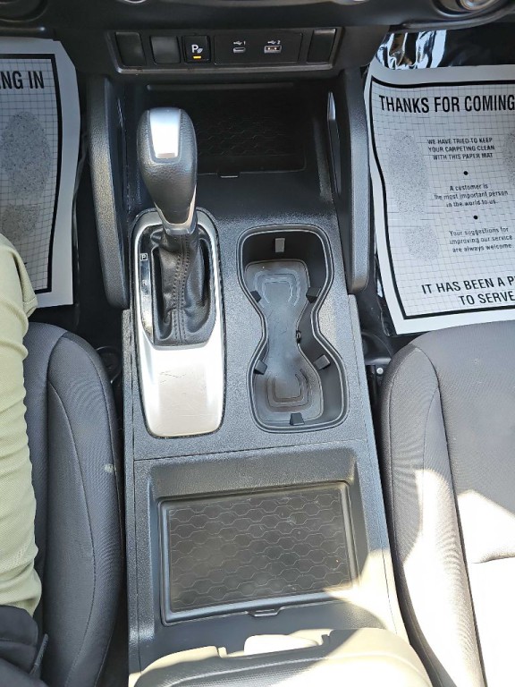 2022 Nissan Frontier Image 32