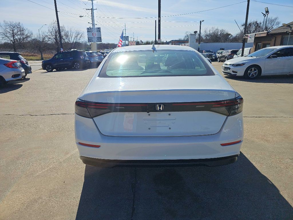 2024 Honda Accord Image 3