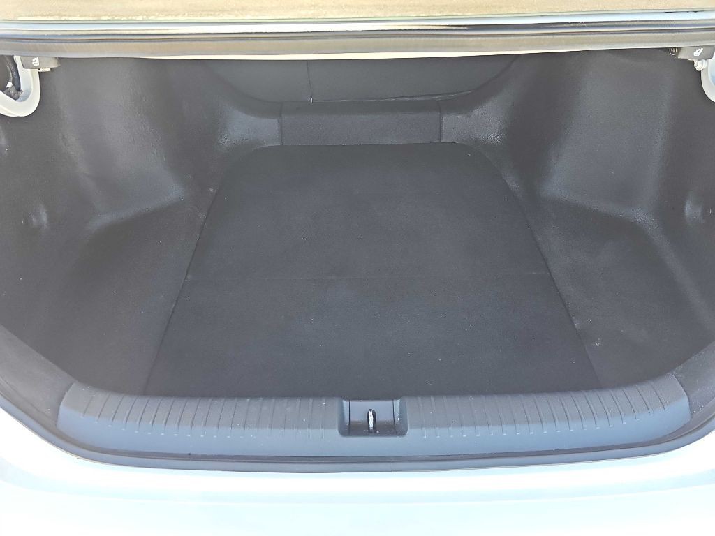 2024 Honda Accord Image 36