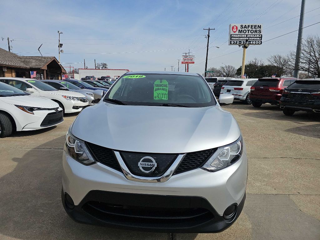 2019 Nissan Rogue Image 10