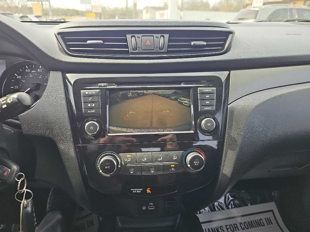 2019 Nissan Rogue Image 27