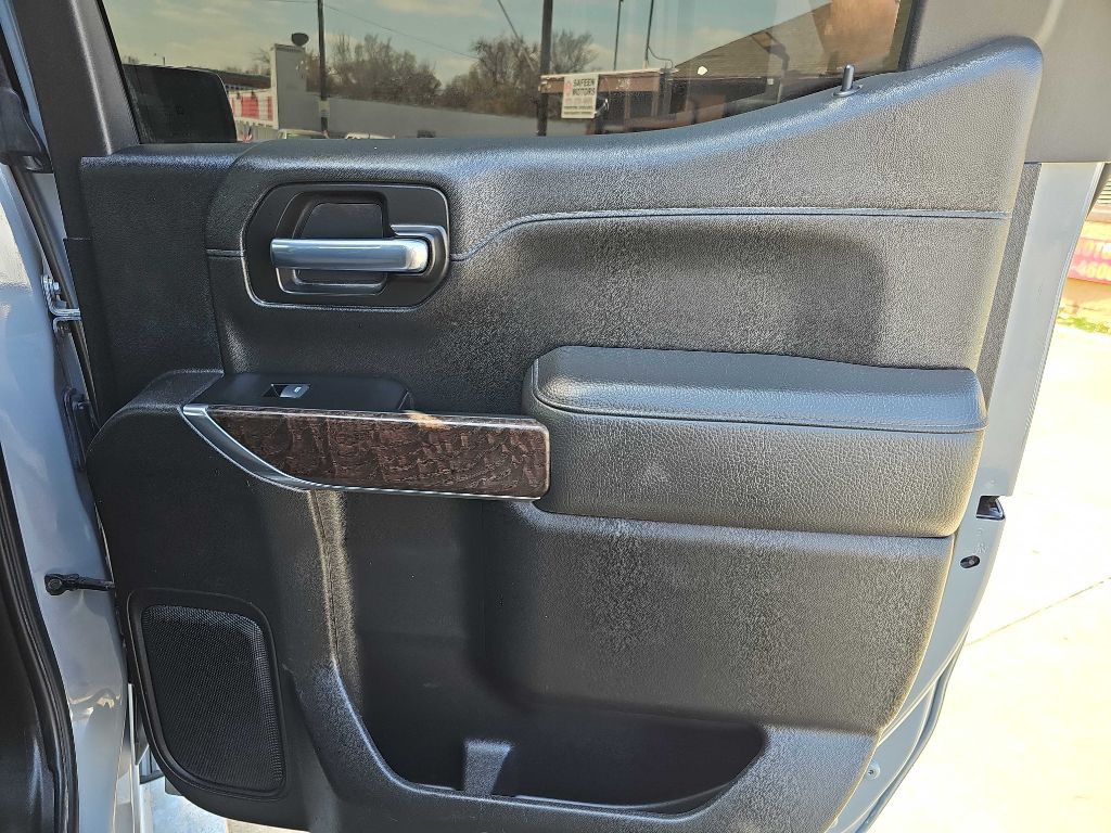 2024 GMC Sierra Image 13