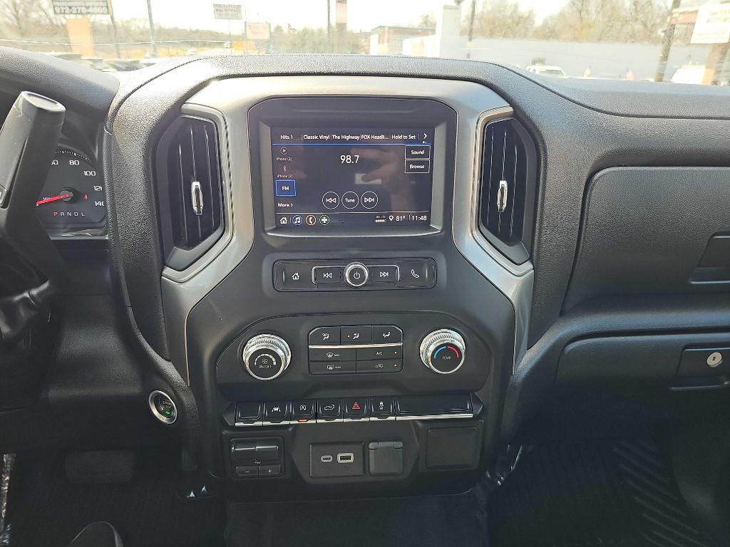 2024 GMC Sierra Image 21