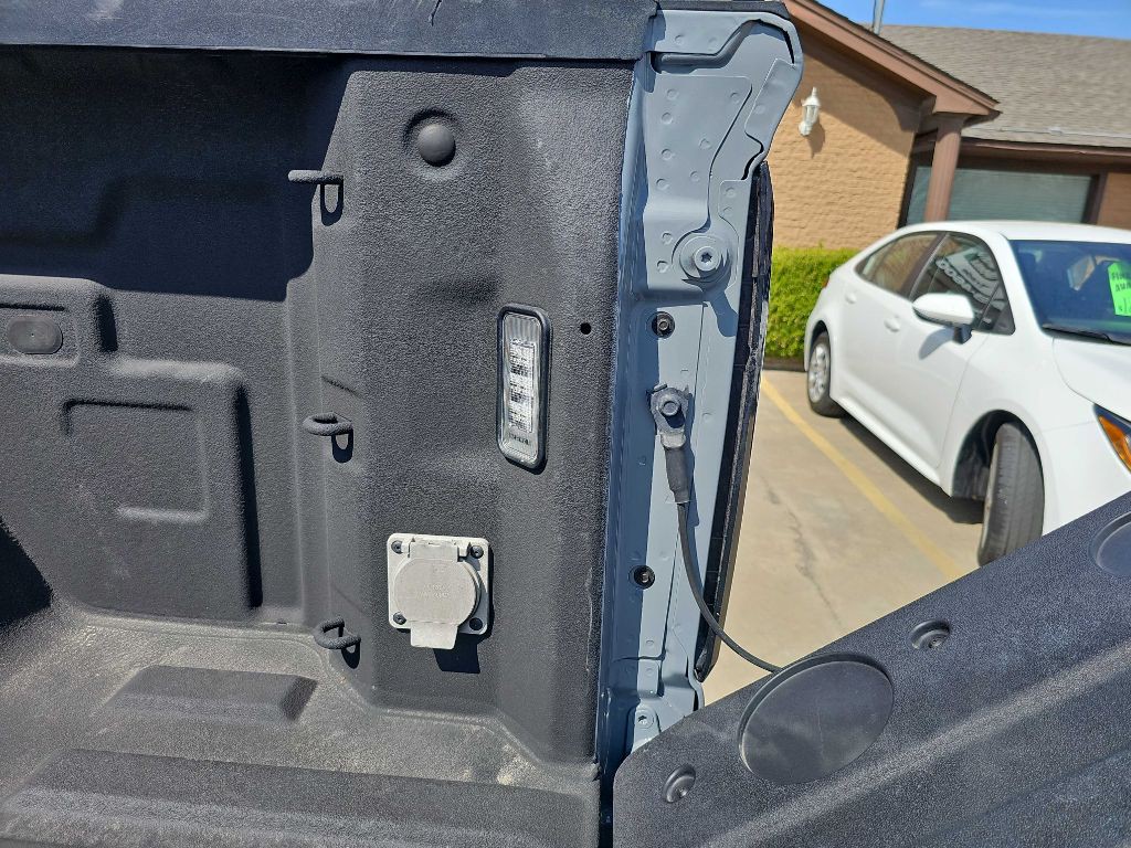 2024 GMC Sierra Image 32