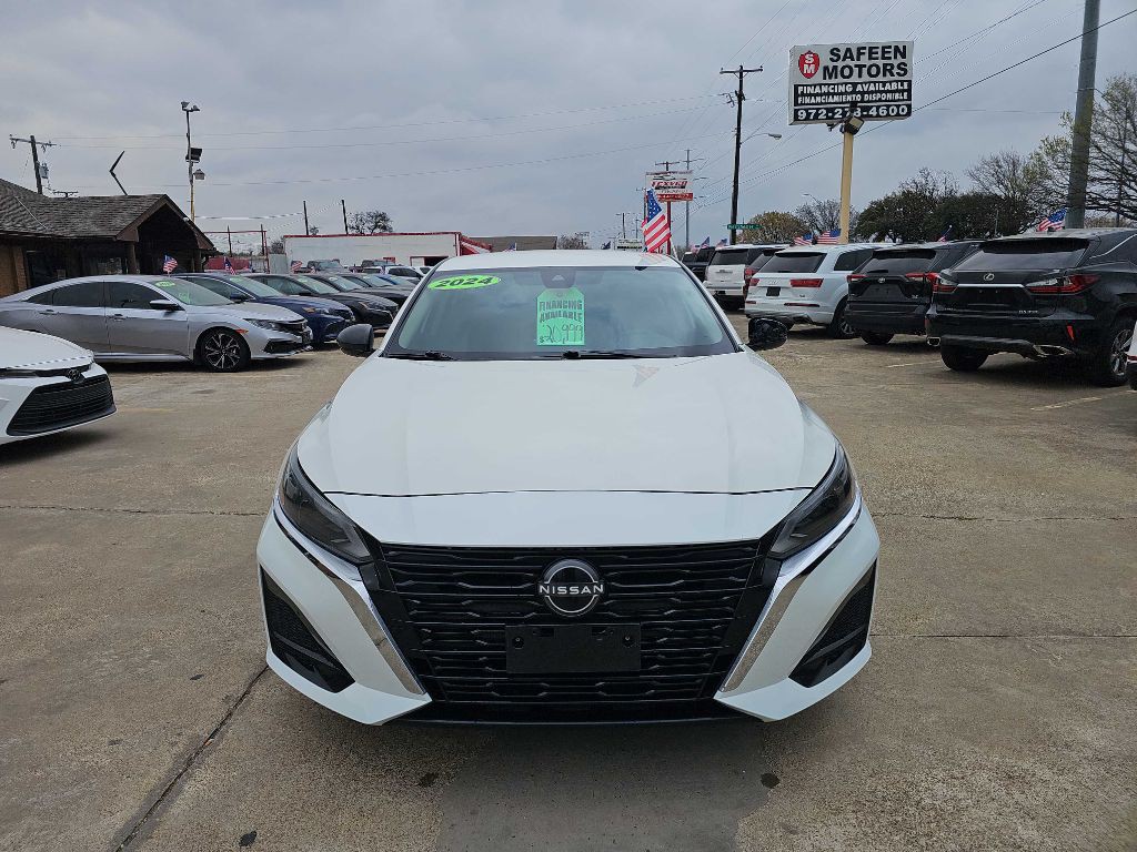 2024 Nissan Altima Image 6