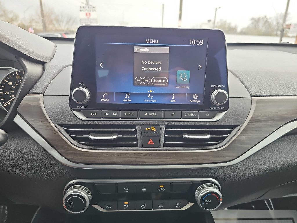 2024 Nissan Altima Image 26