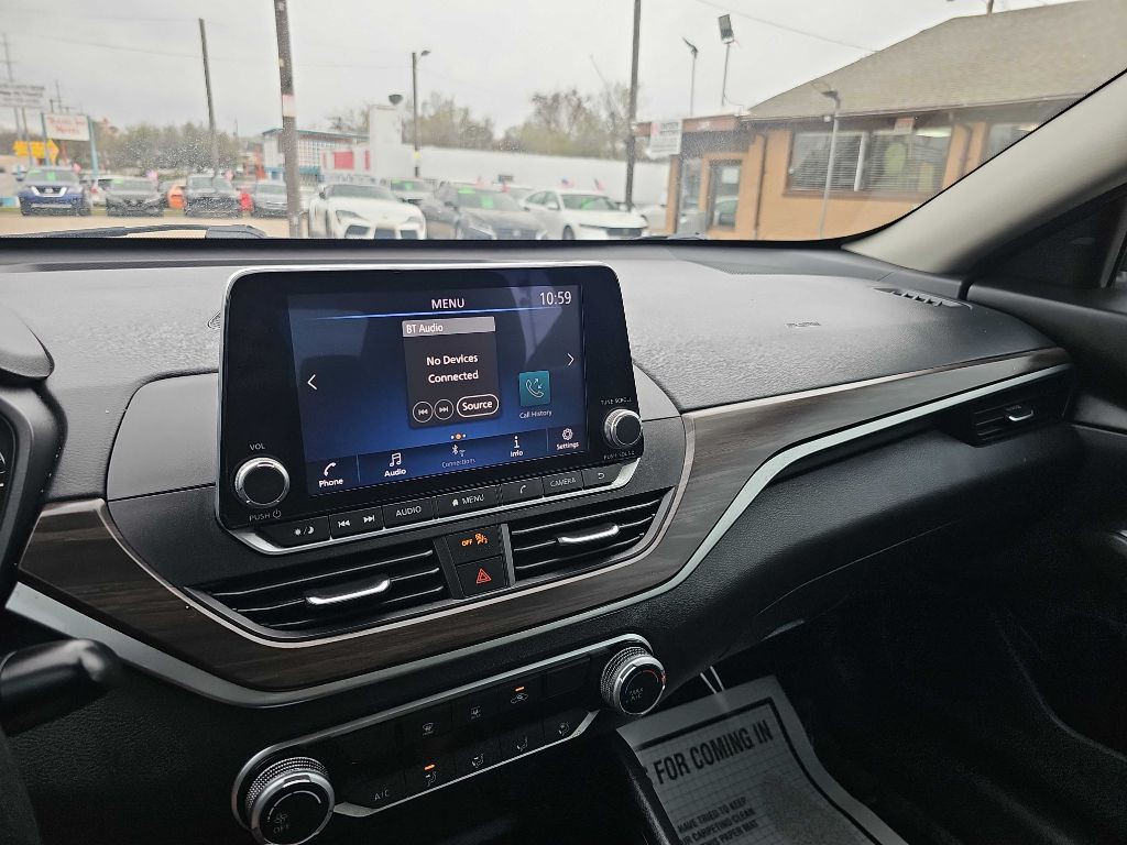 2024 Nissan Altima Image 28