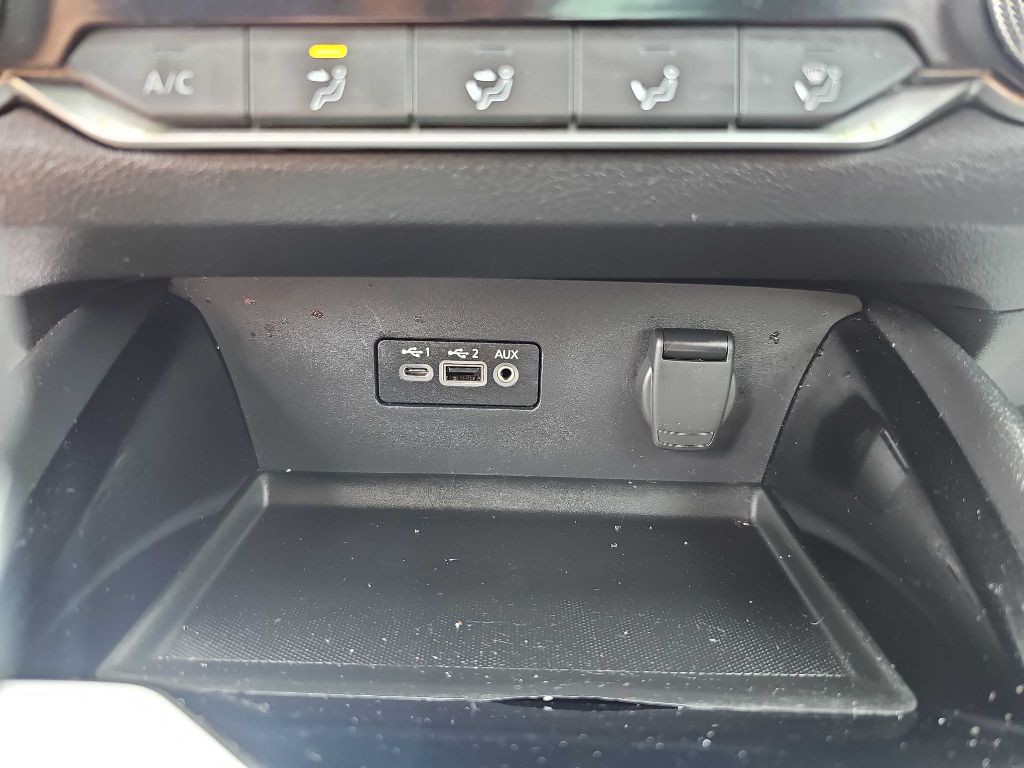 2024 Nissan Altima Image 32