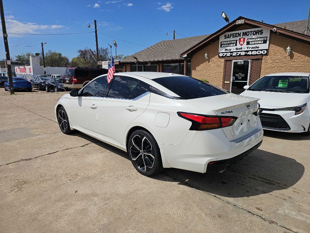 2023 Nissan Altima Image 4