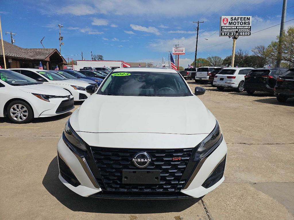 2023 Nissan Altima Image 8