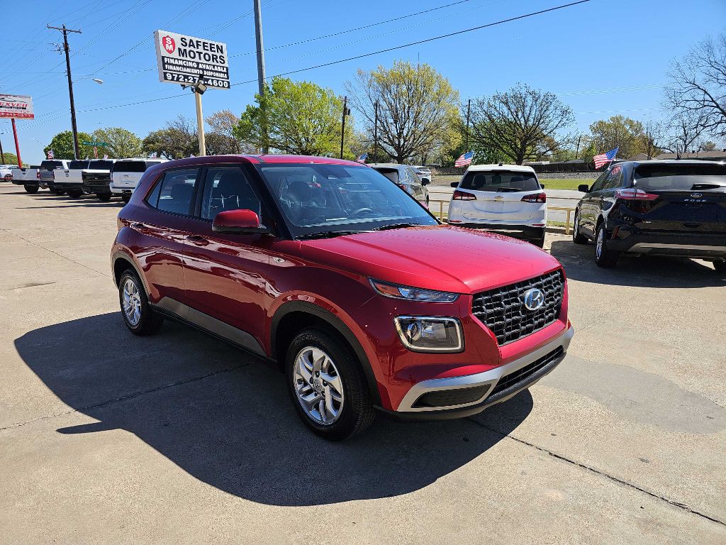 2025 Hyundai Venue Image 1