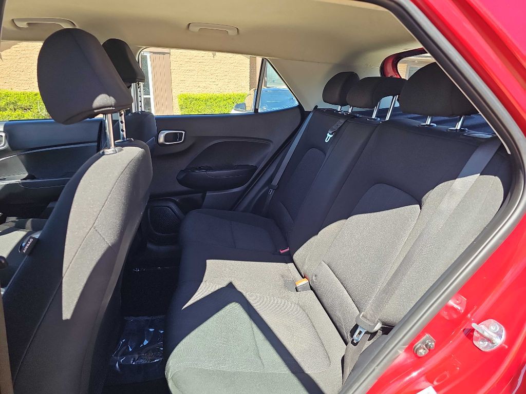 2025 Hyundai Venue Image 15