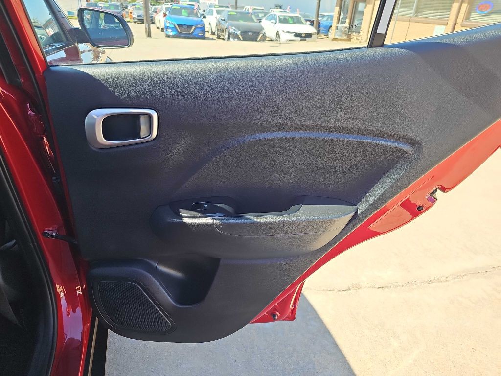 2025 Hyundai Venue Image 16