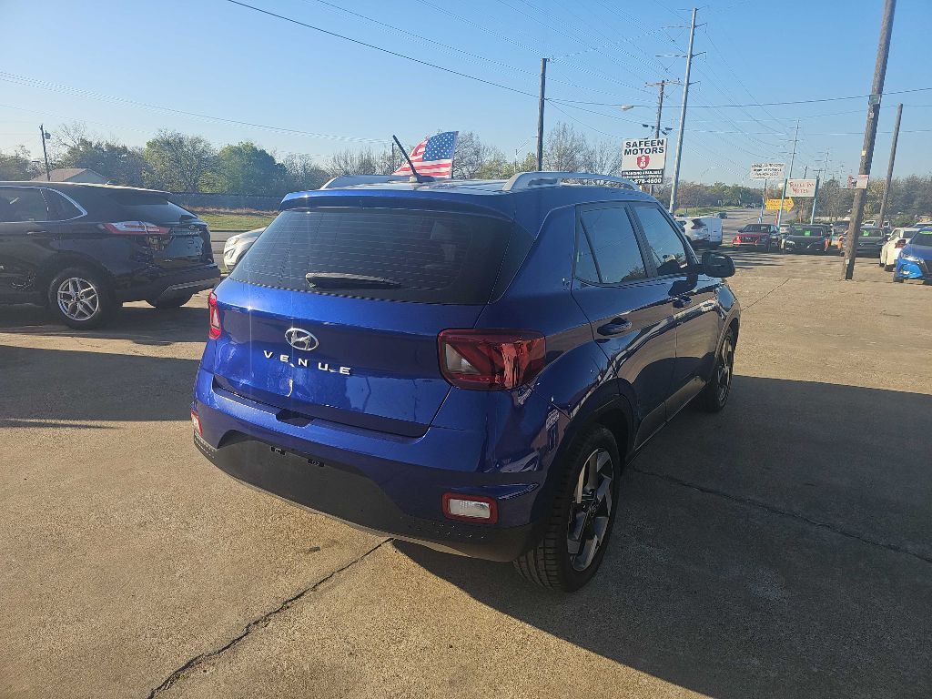 2023 Hyundai Venue Image 4