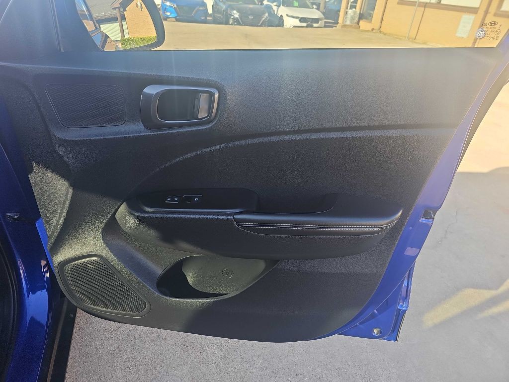 2023 Hyundai Venue Image 16