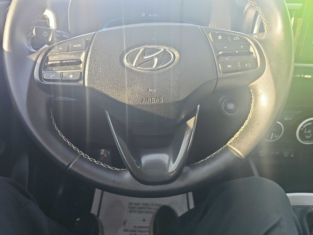 2023 Hyundai Venue Image 17