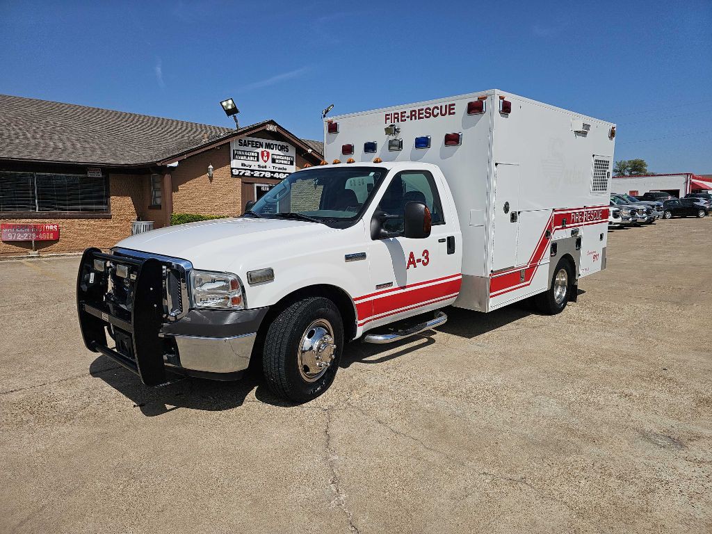 2005 Ford F-350 Image 2