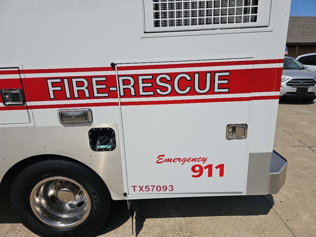 2005 Ford F-350 Image 16