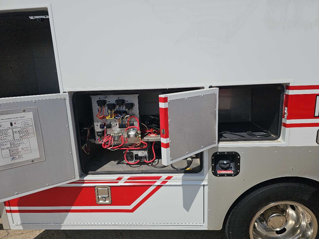 2005 Ford F-350 Image 17