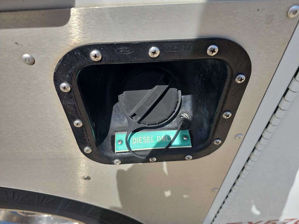 2005 Ford F-350 Image 22