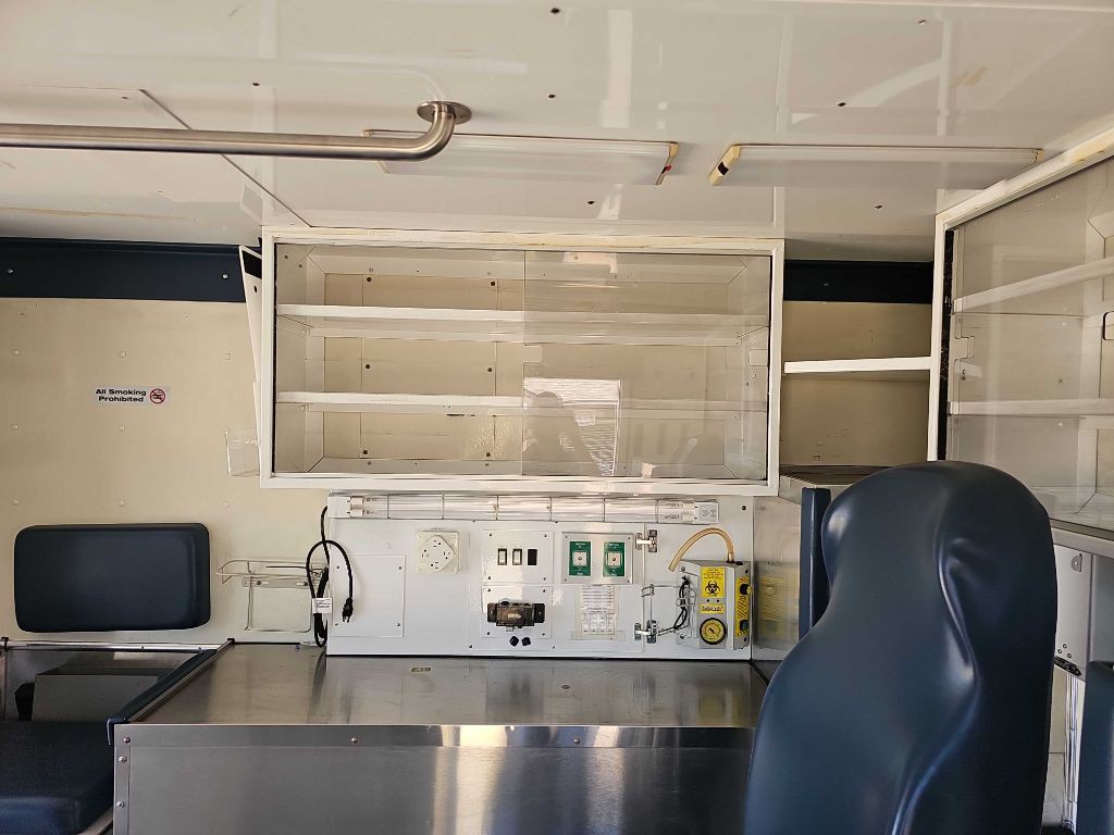 2005 Ford F-350 Image 31