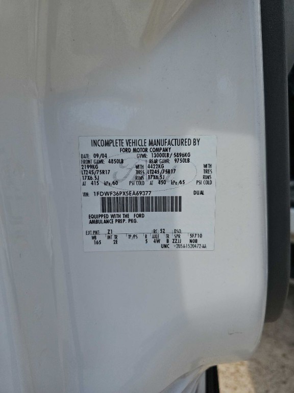 2005 Ford F-350 Image 41