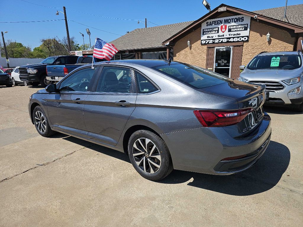 2024 Volkswagen Jetta Image 2