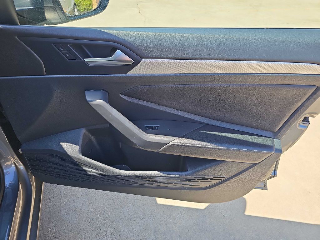 2024 Volkswagen Jetta Image 17