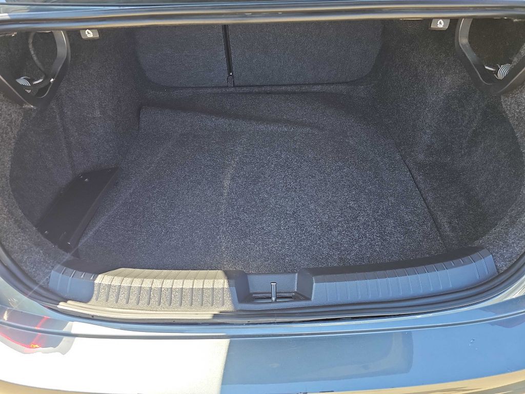 2024 Volkswagen Jetta Image 31