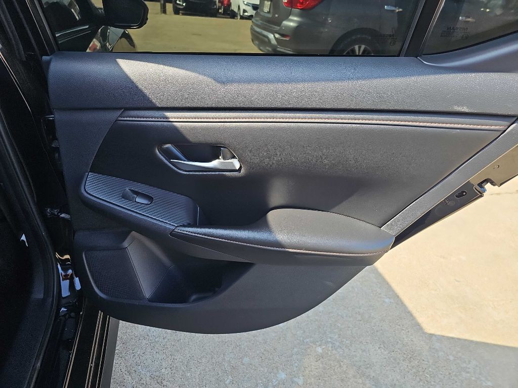 2022 Nissan Sentra Image 16