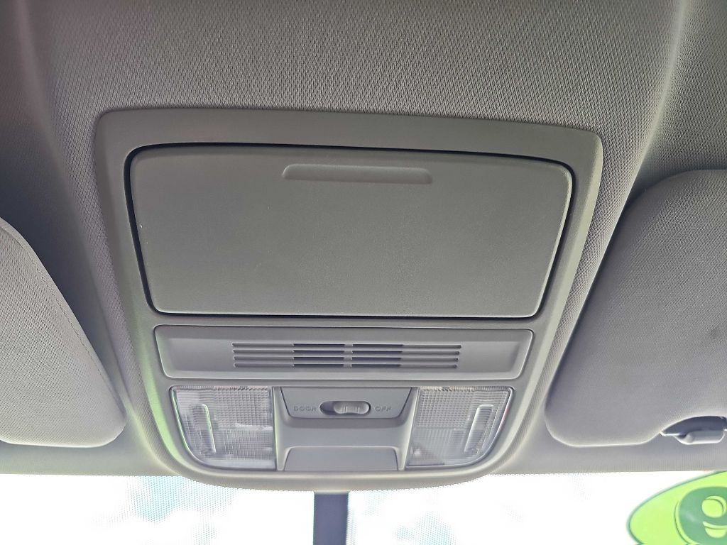 2019 Honda CR-V Image 32