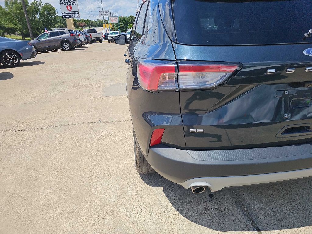 2022 Ford Escape Image 10