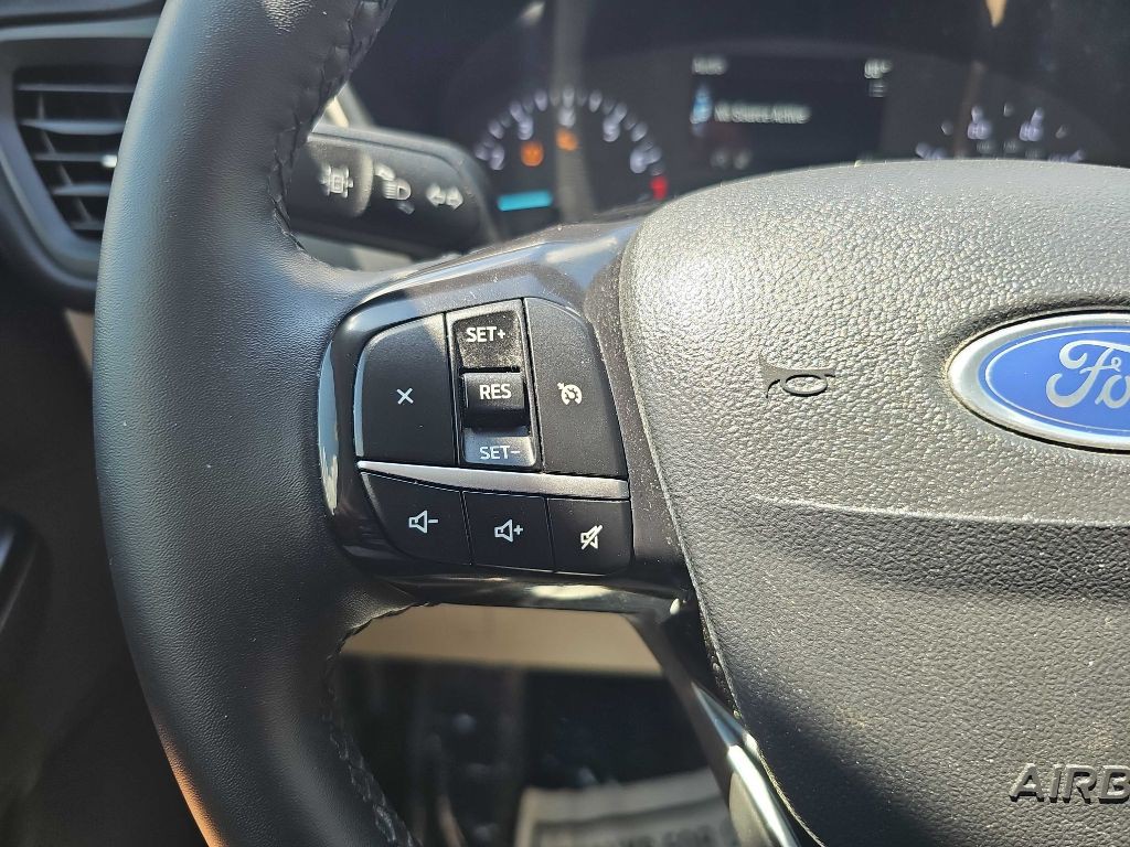 2022 Ford Escape Image 23