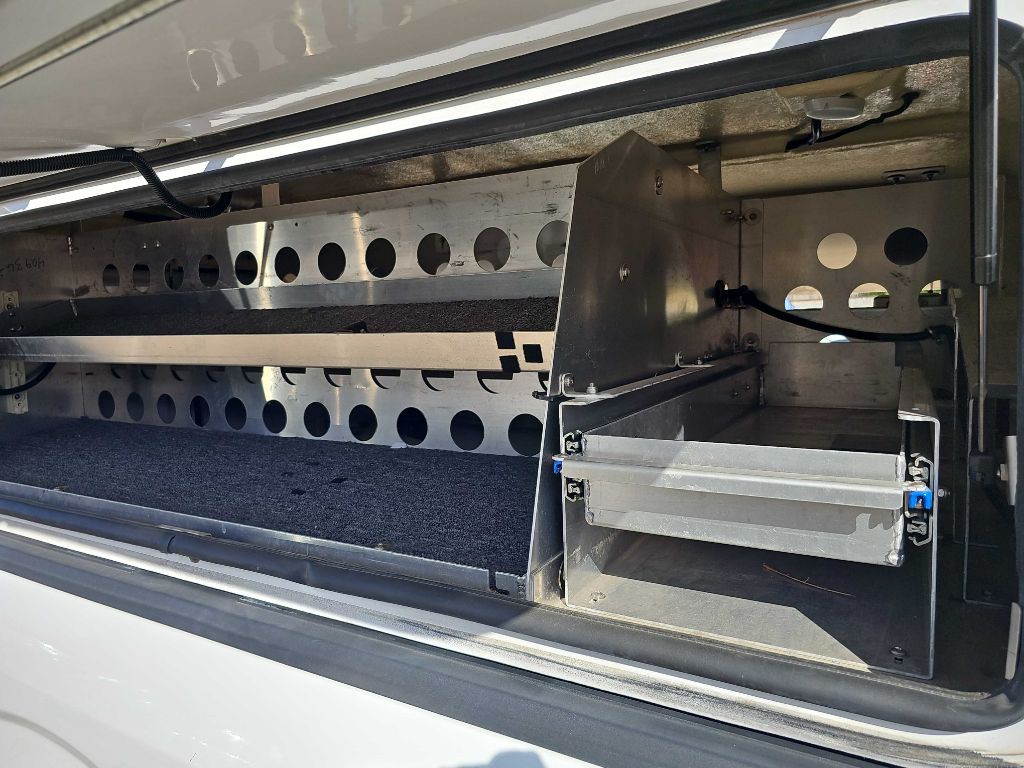 2017 Ford F-150 Image 17